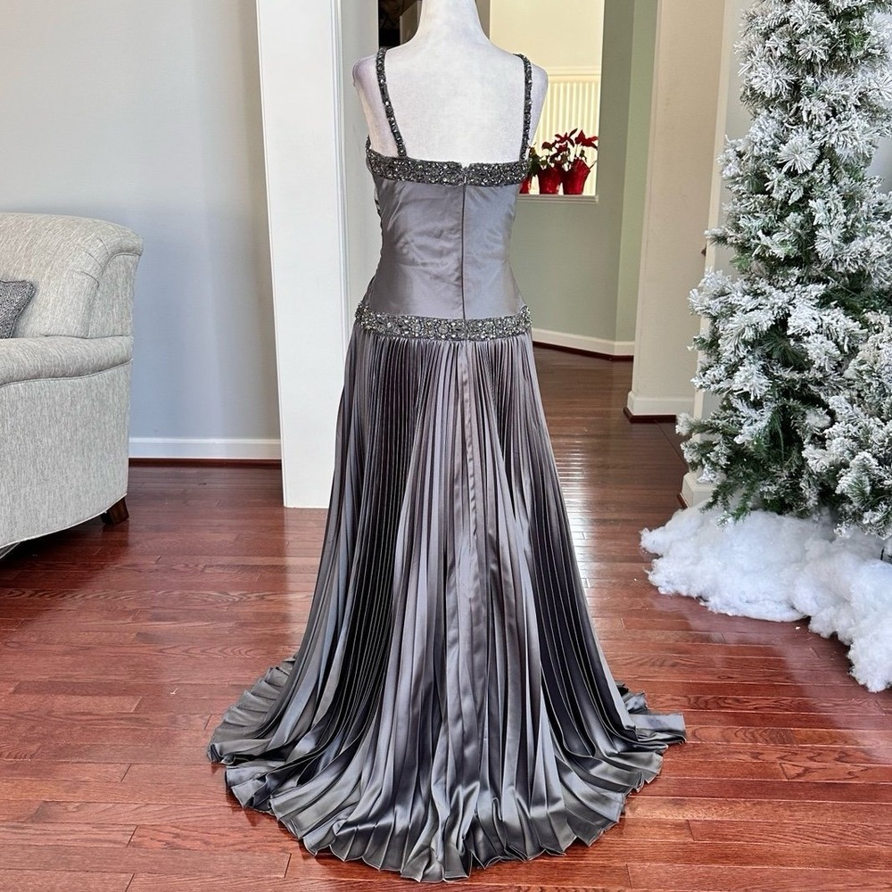 Vintage 2000s Atehier Alyce Grey Pleated Embellished Luxury Gown Dress Size 2 - Picture 3 of 12